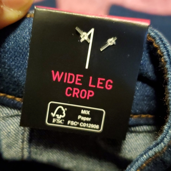 ENERGIE WIDE LEG CROP - Picture 7 of 12